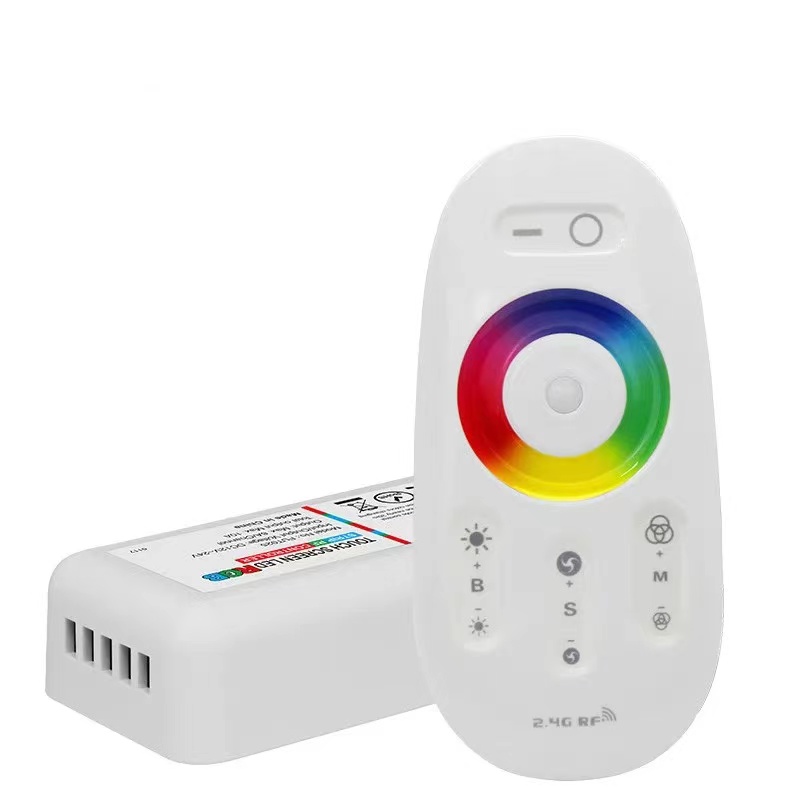 CONTROLEUR RGB AVEC TELECOMMANDE RF 2.4Ghz