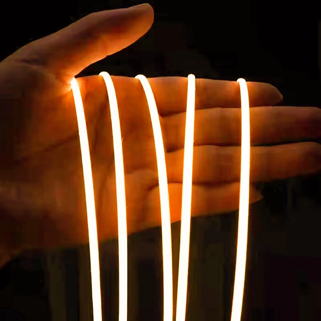 Tira LED COB 3mm 12V para iluminación profesional y decoración comercial